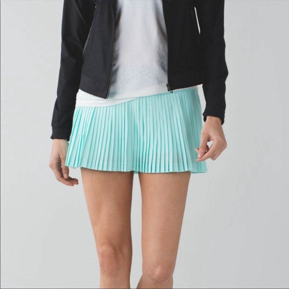 NEW Lululemon Pleat to Street Skirt 8